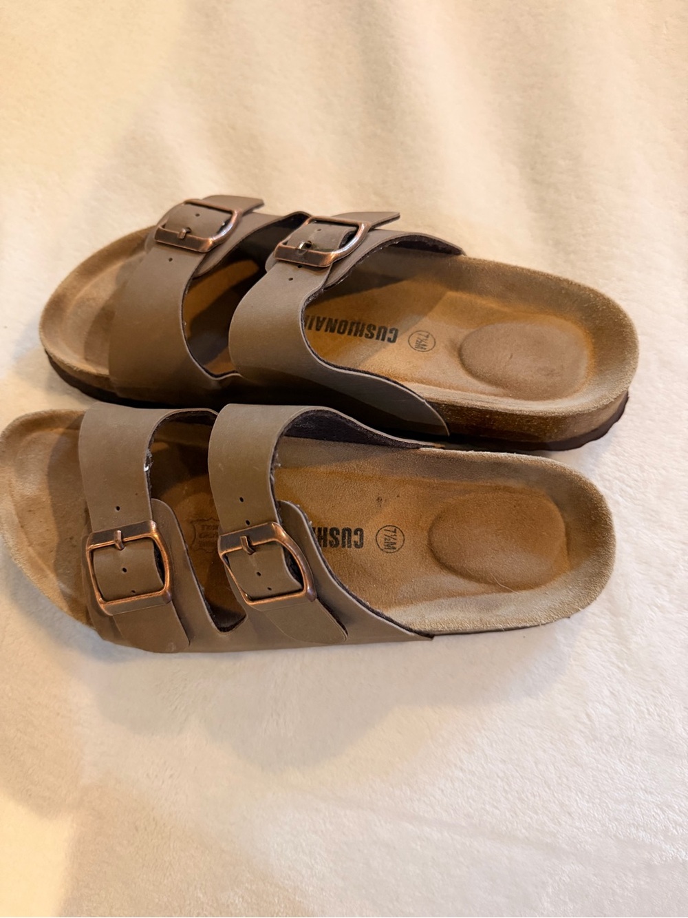 Women’s Double-Buckle Comfort Sandals - brown cushionaire size 7.5 - Picture 2 of 4